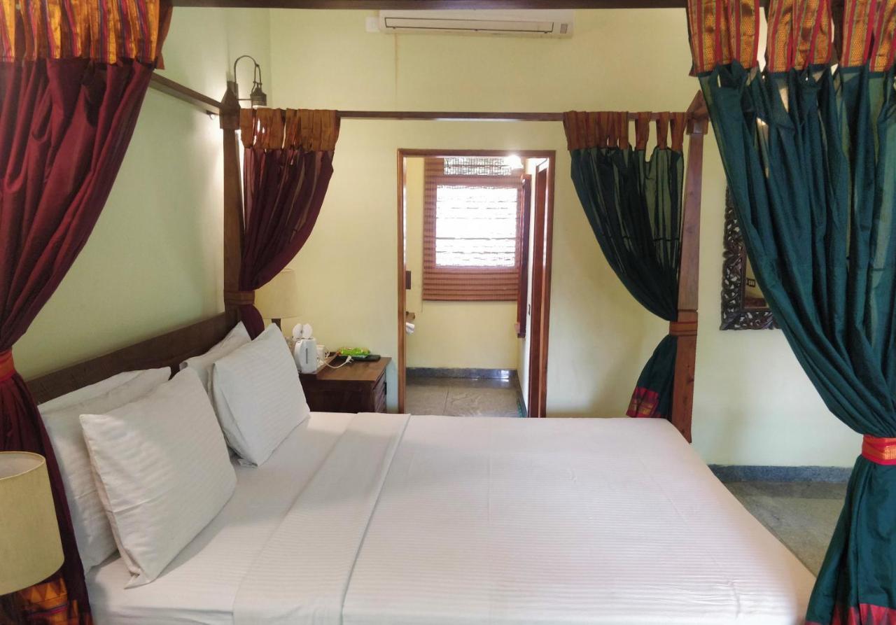 Heritage Resort Hampi Exterior foto